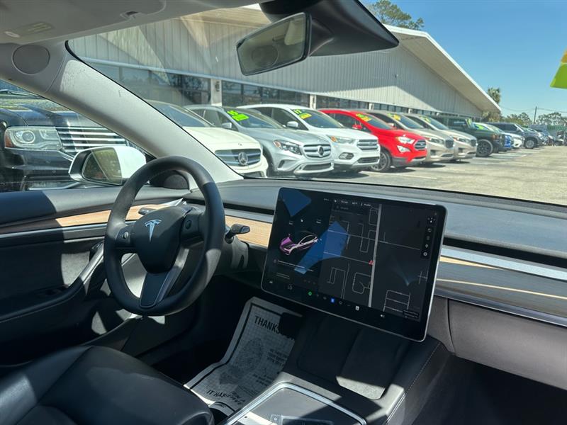 Tesla Model 3 Standard Range Plus 2021