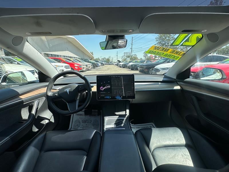 Tesla Model 3 Standard Range Plus 2021