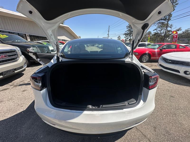 Tesla Model 3 Standard Range Plus 2021