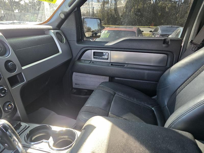 Ford F-150 SVT Raptor SuperCrew 5.5-ft. Bed 4WD 2013