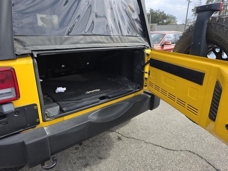 Jeep Wrangler Unlimited Sport 4WD 2015