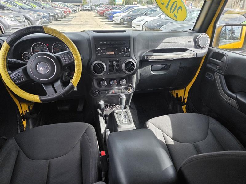 Jeep Wrangler Unlimited Sport 4WD 2015