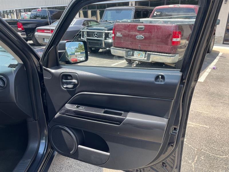 Jeep Patriot Sport 2WD 2014