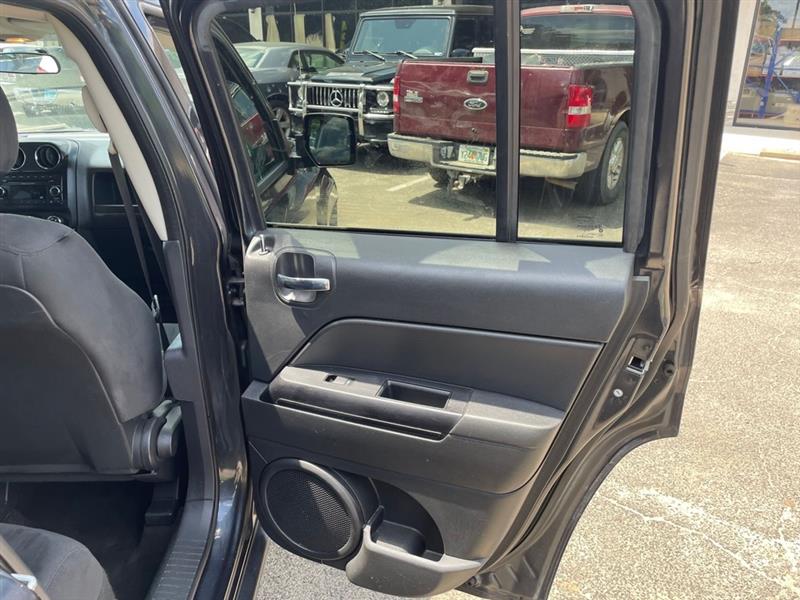 Jeep Patriot Sport 2WD 2014