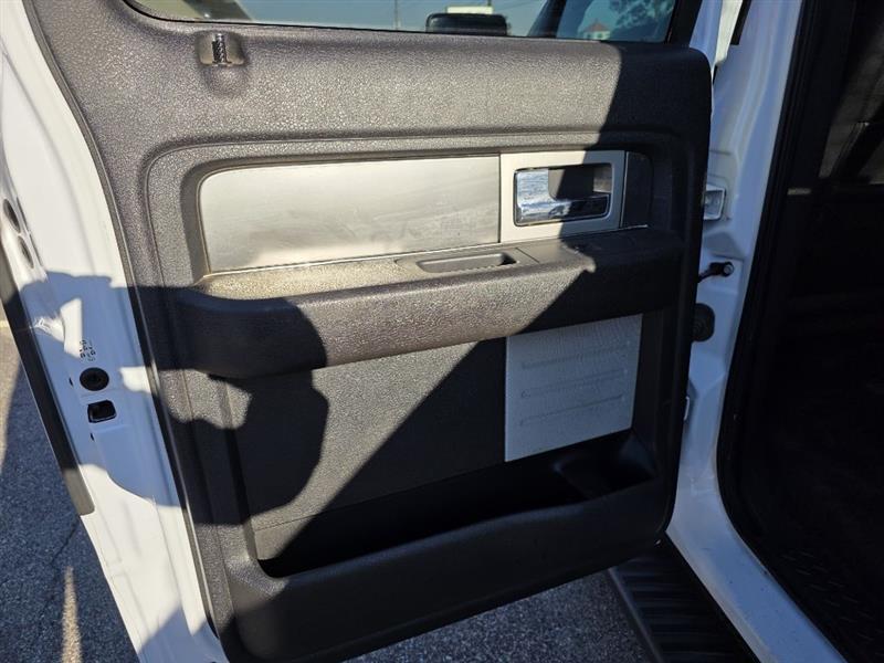 Ford F-150 XL SuperCrew 5.5-ft. Bed 2WD 2014