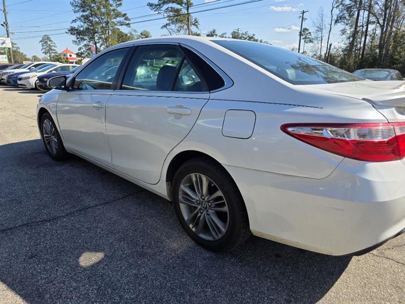 Toyota Camry SE 2017