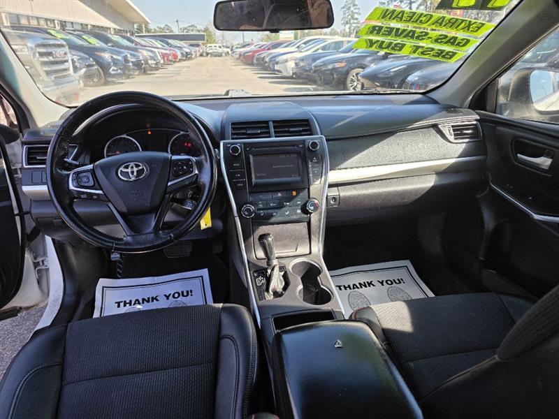 Toyota Camry SE 2017