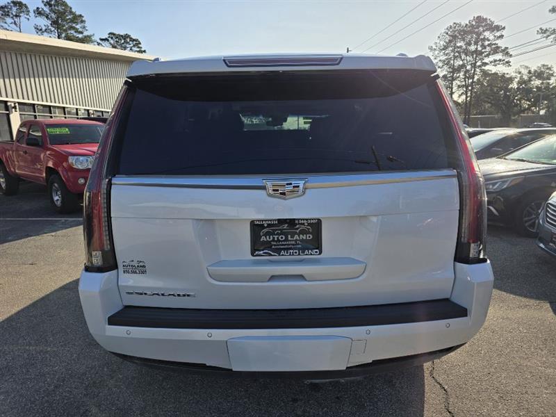 Cadillac Escalade Luxury 4WD 2018