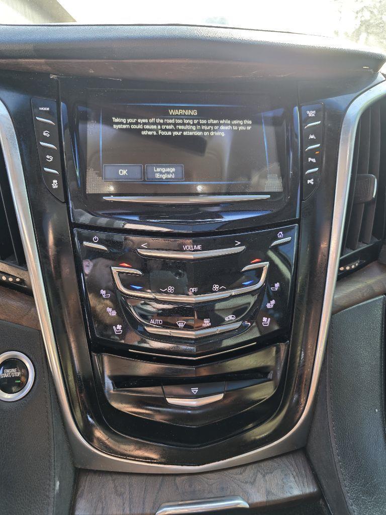 Cadillac Escalade Luxury 4WD 2018