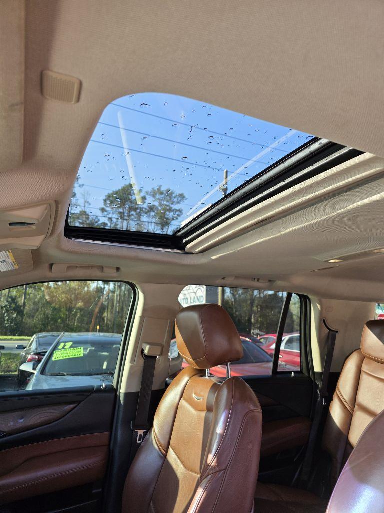 Cadillac Escalade Luxury 4WD 2018