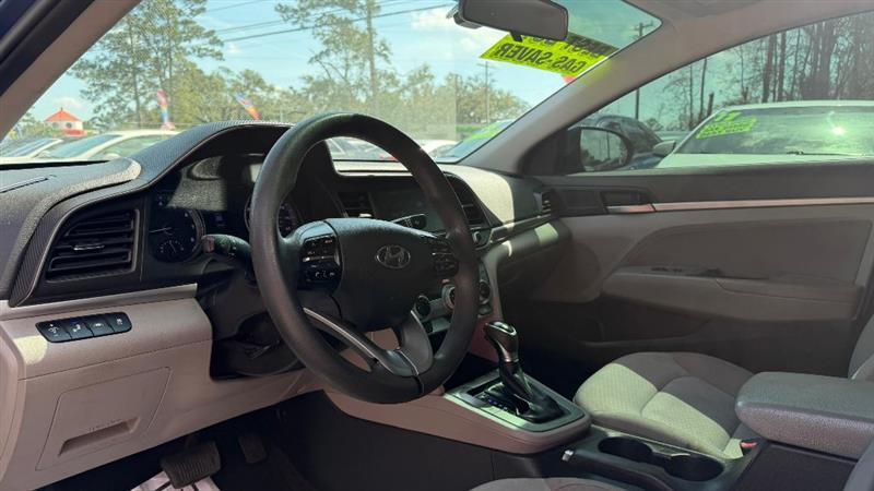 Hyundai Elantra Limited 2019