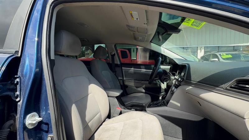 Hyundai Elantra Limited 2019