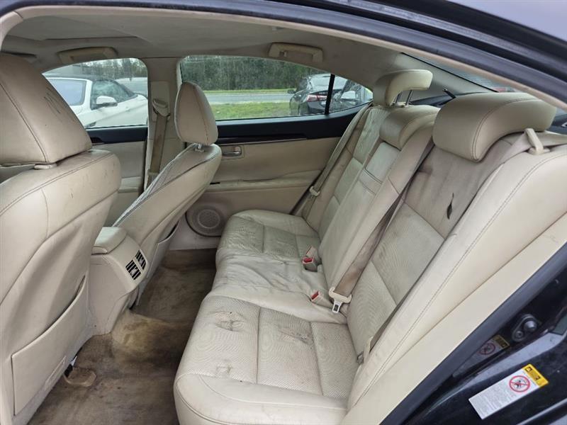 Lexus ES 350 Sedan 2015