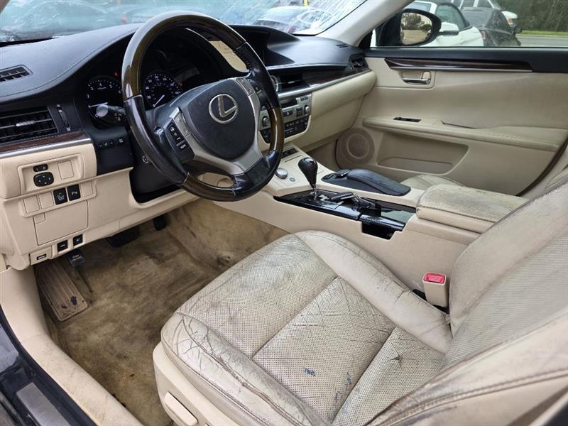 Lexus ES 350 Sedan 2015