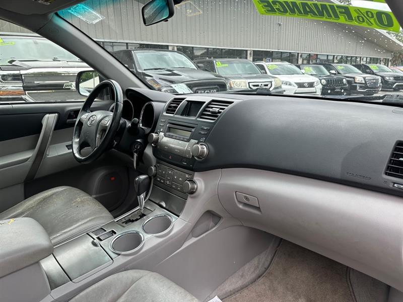 Toyota Highlander Sport 2WD 2008
