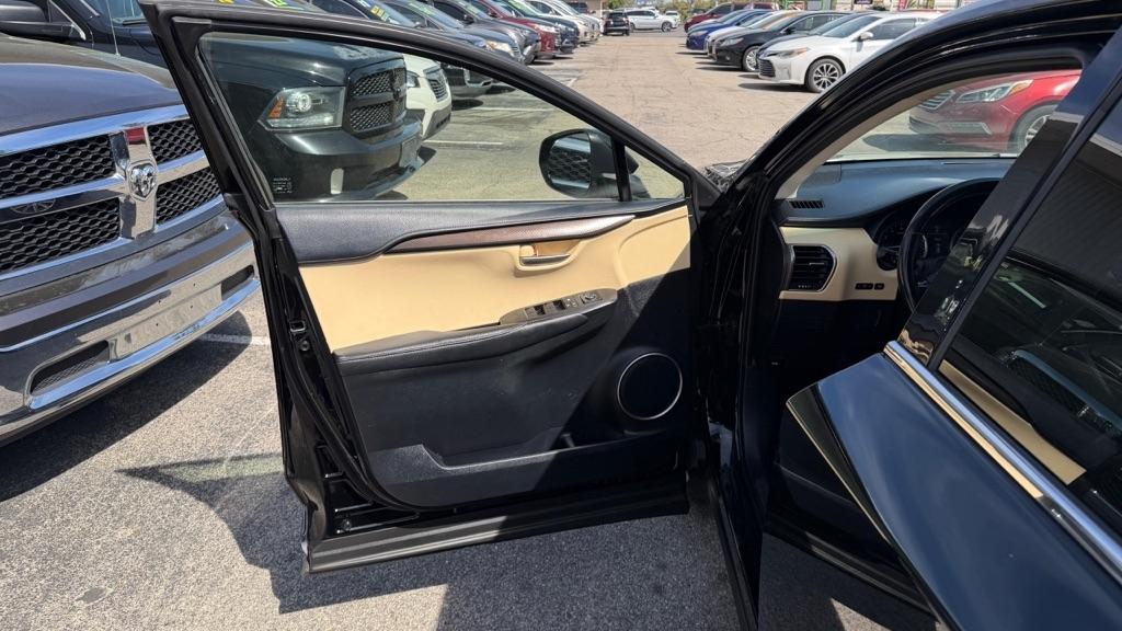 Lexus NX 200t FWD 2016