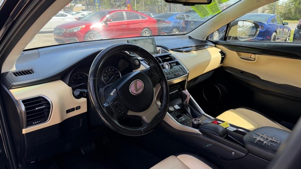 Lexus NX 200t FWD 2016