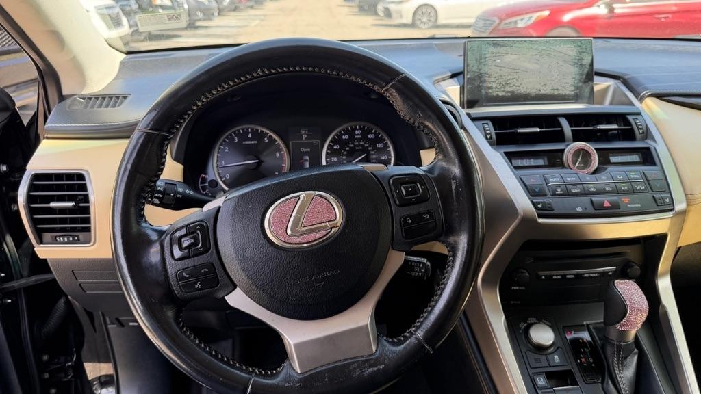 Lexus NX 200t FWD 2016