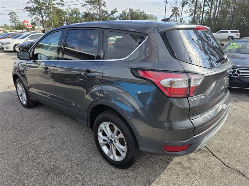 Ford Escape SE FWD 2017