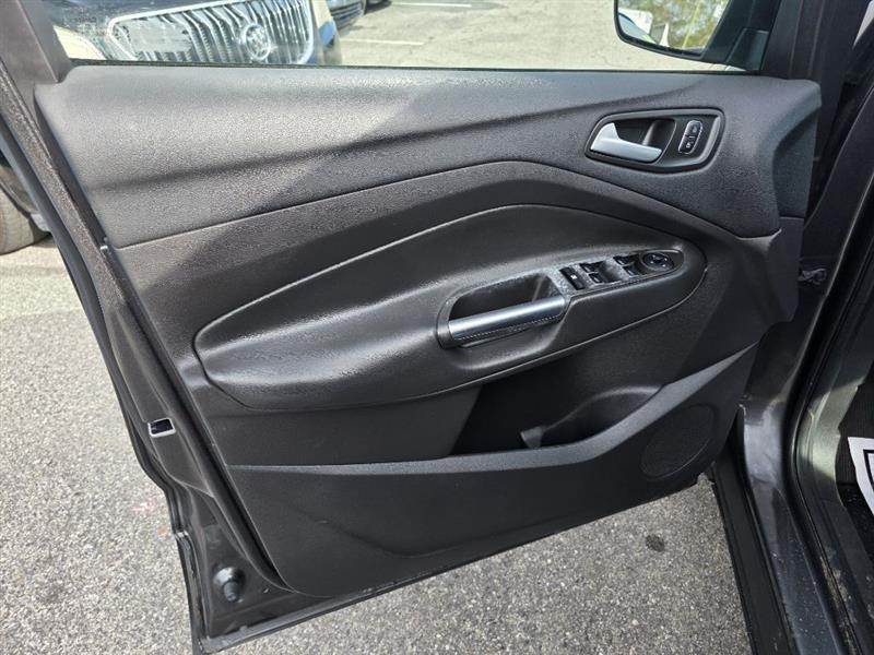 Ford Escape SE FWD 2017