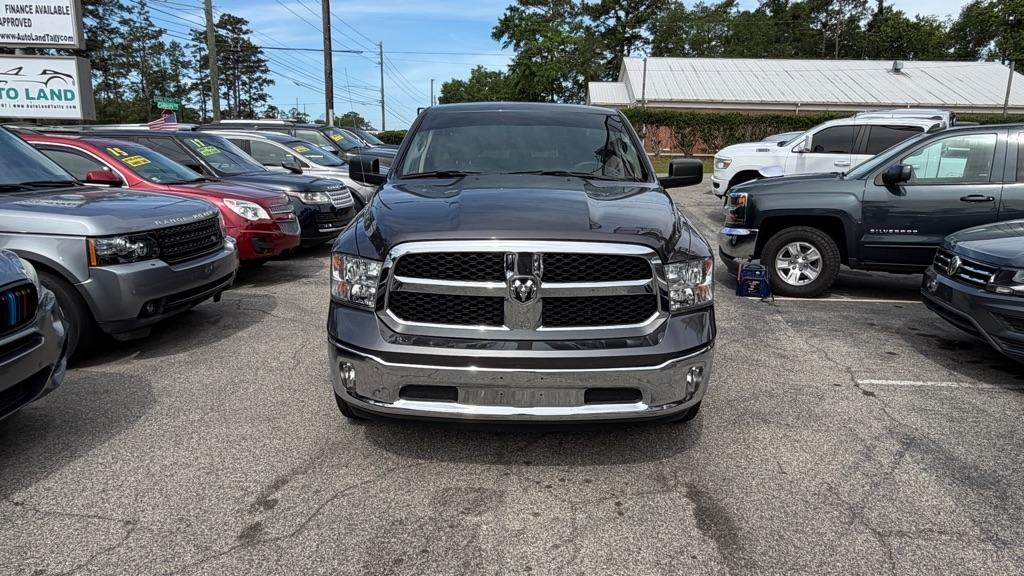 RAM 1500 Classic Tradesman Crew Cab SWB 4WD 2022