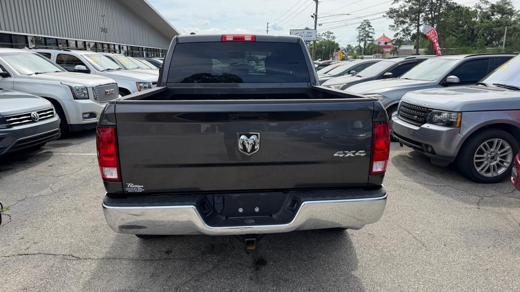 RAM 1500 Classic Tradesman Crew Cab SWB 4WD 2022