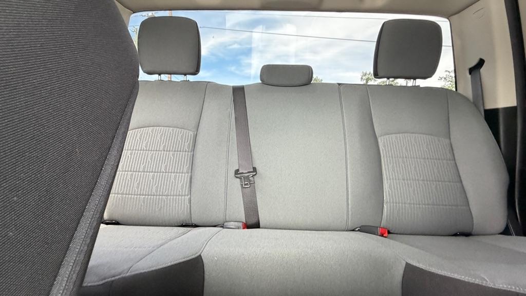 RAM 1500 Classic Tradesman Crew Cab SWB 4WD 2022