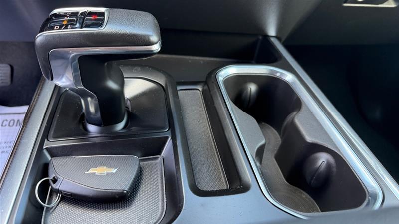 Chevrolet Silverado 1500 RST Crew Cab 4WD 2022