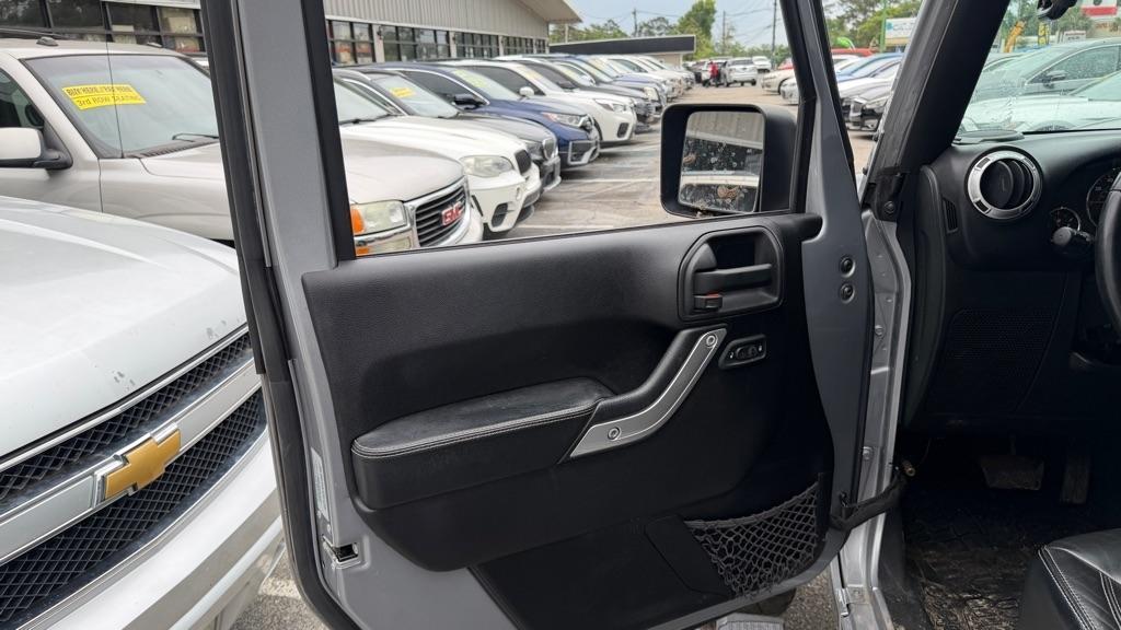 Jeep Wrangler Unlimited 4WD 4dr Freedom Edition *Ltd Avail* 2015