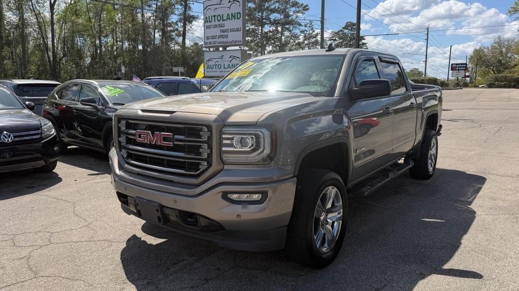 GMC Sierra 1500 4WD Crew Cab 143.5" SLT 2017