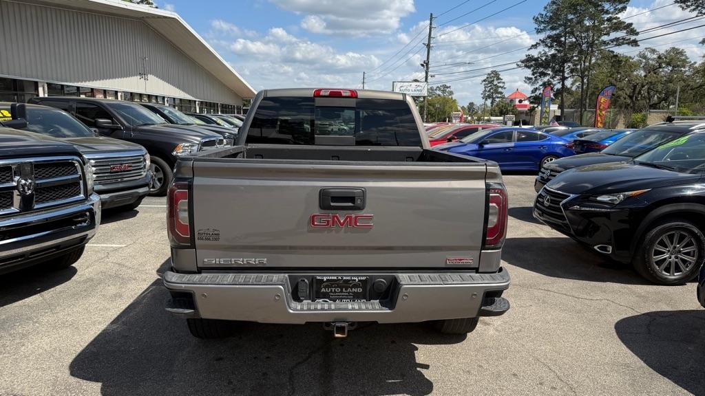 GMC Sierra 1500 4WD Crew Cab 143.5" SLT 2017