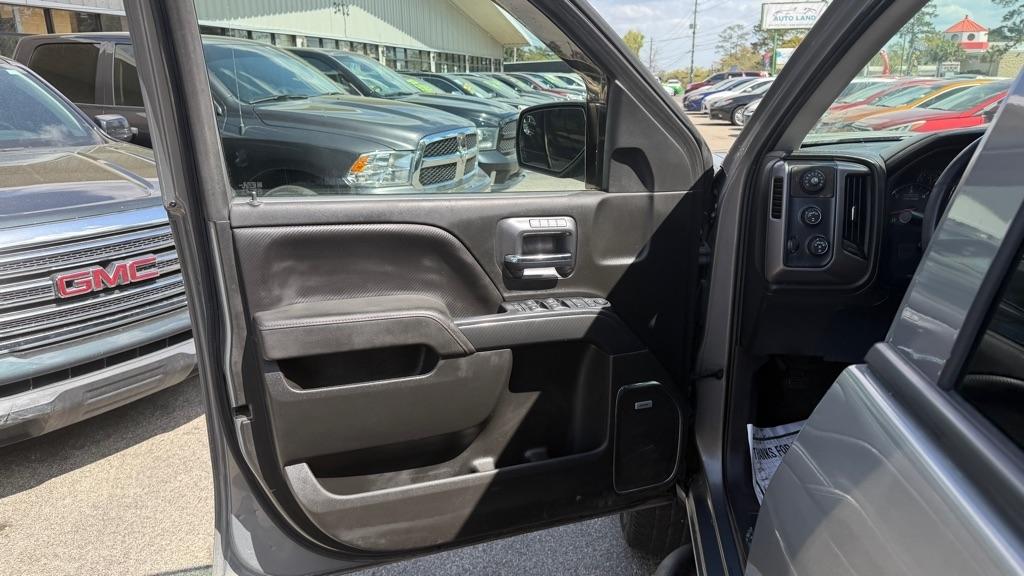 GMC Sierra 1500 4WD Crew Cab 143.5" SLT 2017