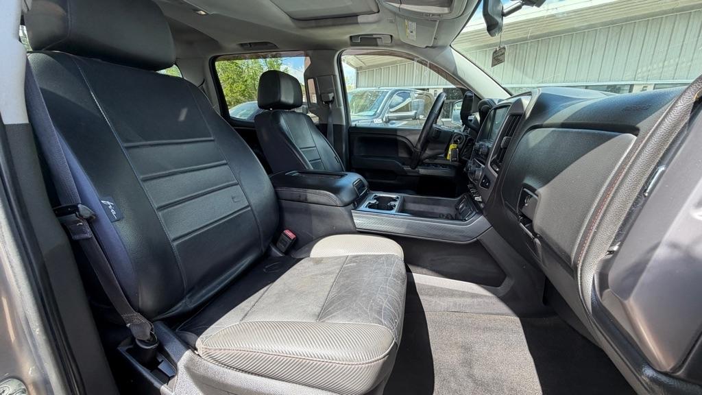 GMC Sierra 1500 4WD Crew Cab 143.5" SLT 2017