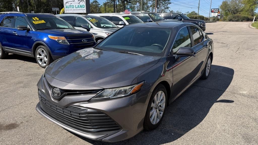 Toyota Camry XLE Auto (Natl) 2019