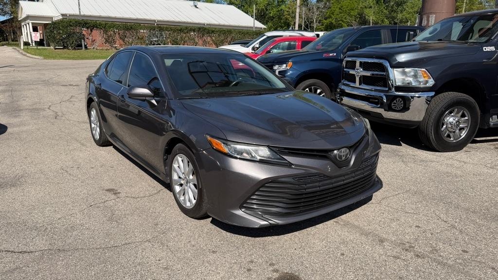 Toyota Camry XLE Auto (Natl) 2019