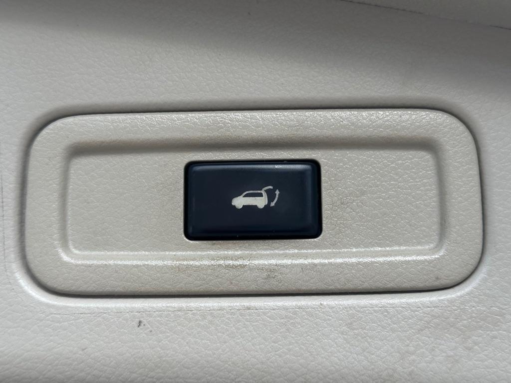 Nissan Murano 2WD 4dr SL 2011