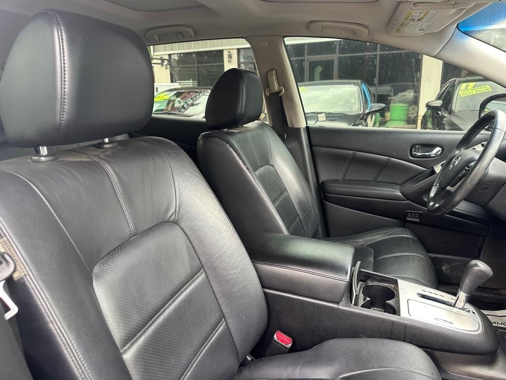 Nissan Murano 2WD 4dr SL 2011