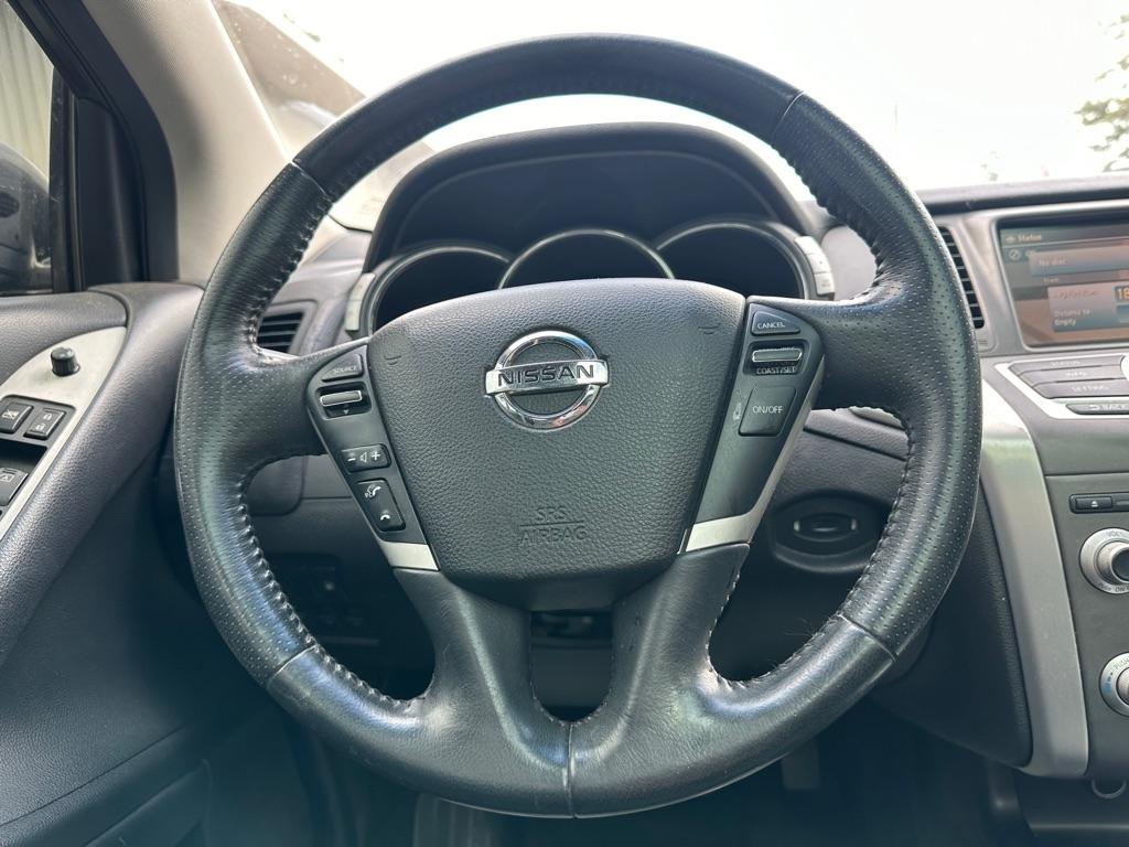 Nissan Murano 2WD 4dr SL 2011