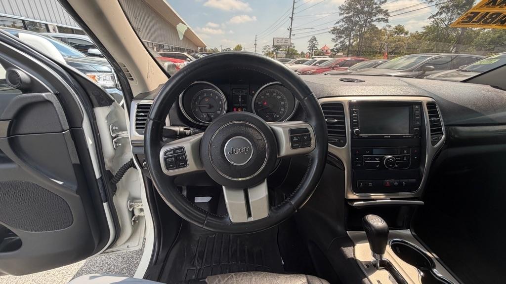 Jeep Grand Cherokee RWD 4dr Laredo 2012