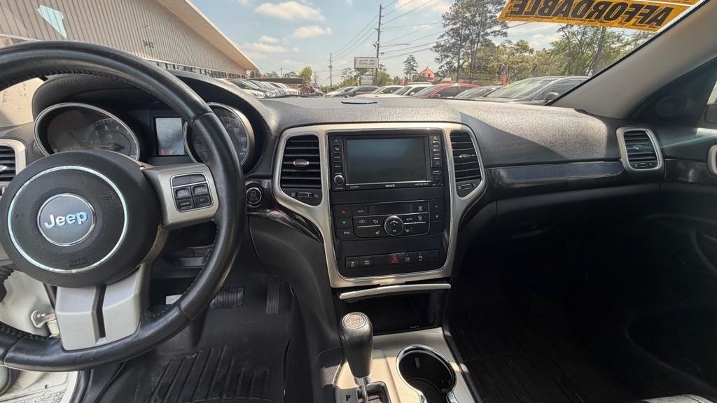 Jeep Grand Cherokee RWD 4dr Laredo 2012