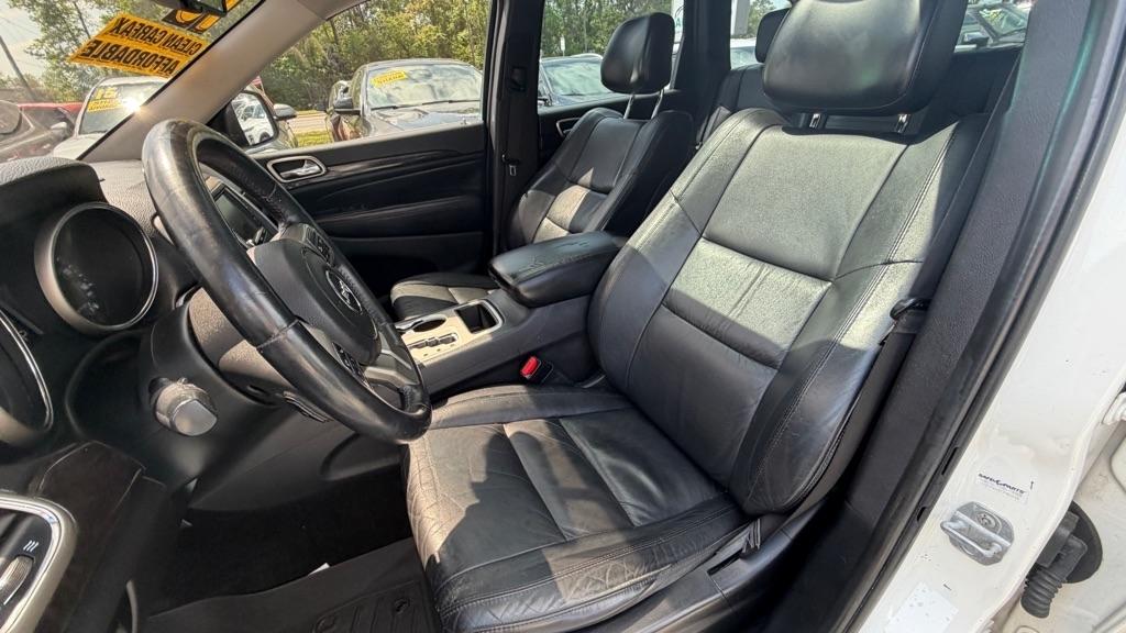 Jeep Grand Cherokee RWD 4dr Laredo 2012