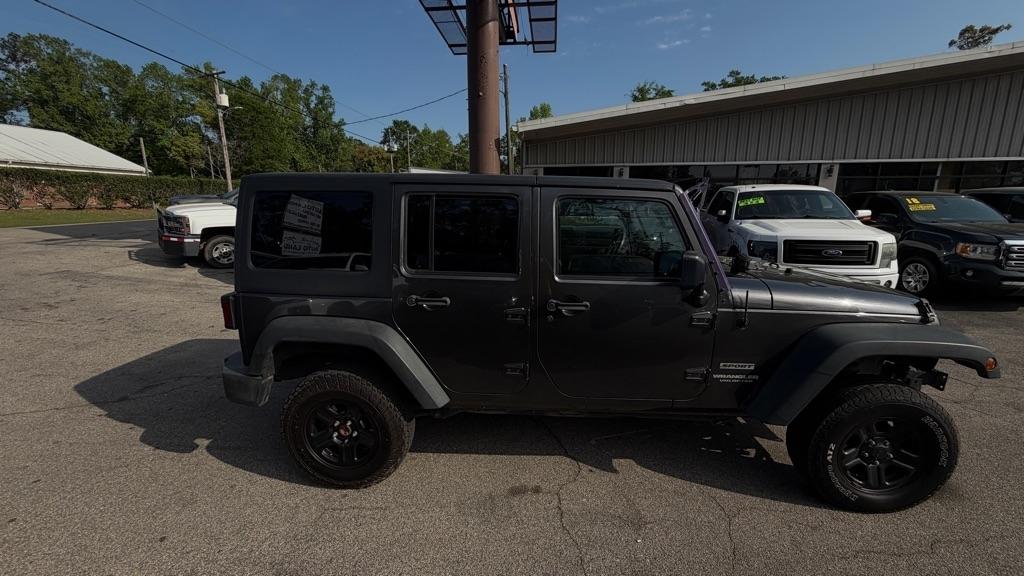 Jeep Wrangler Unlimited 4WD 4dr Sport 2016