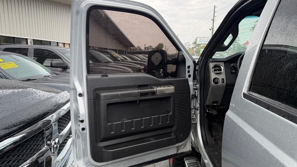 Ford Super Duty F-250 SRW 4WD Crew Cab 172" Platinum 2016