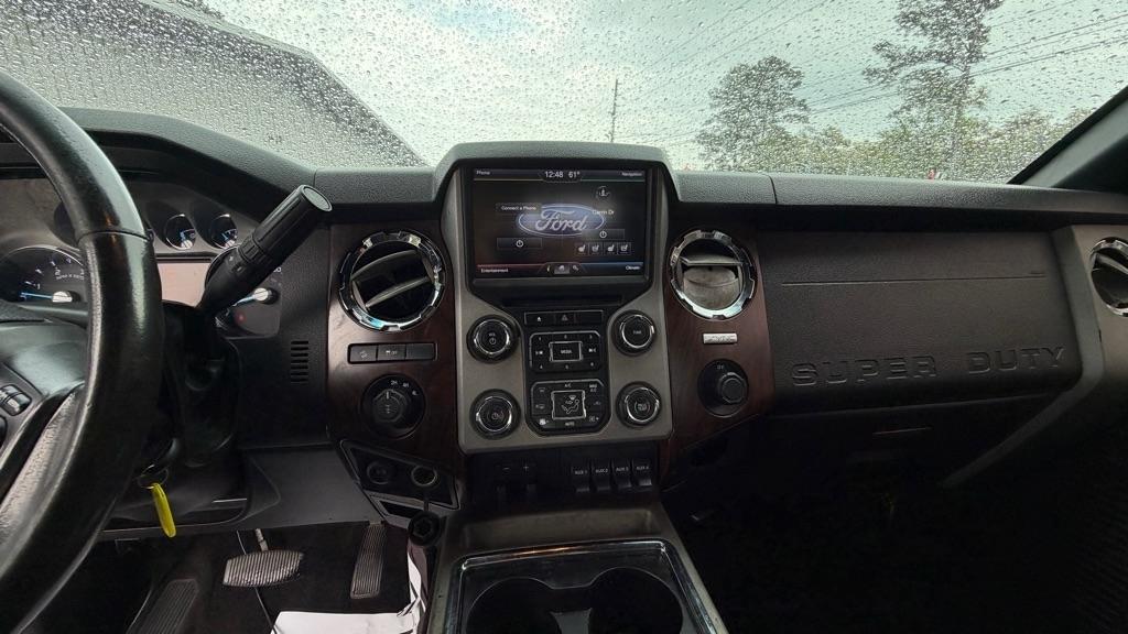 Ford Super Duty F-250 SRW 4WD Crew Cab 172" Platinum 2016