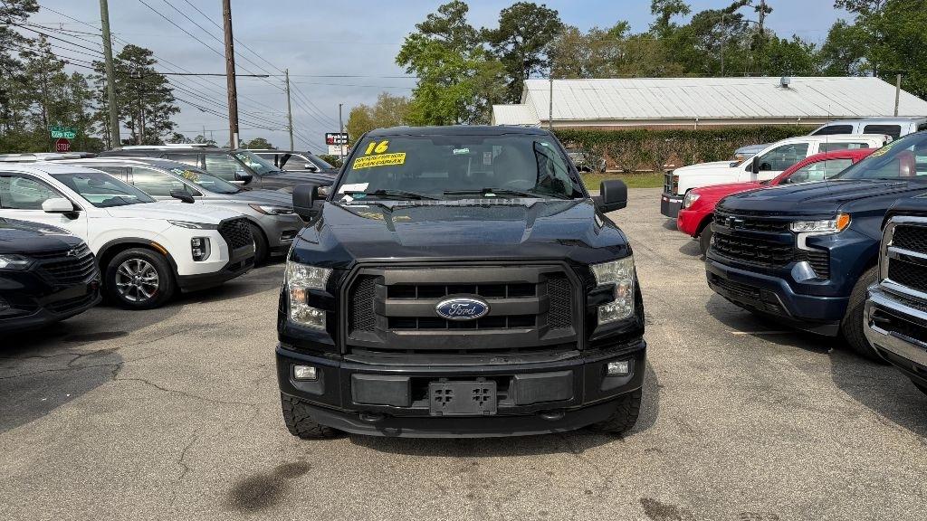 Ford F-150 4WD SuperCrew 145" Lariat 2016