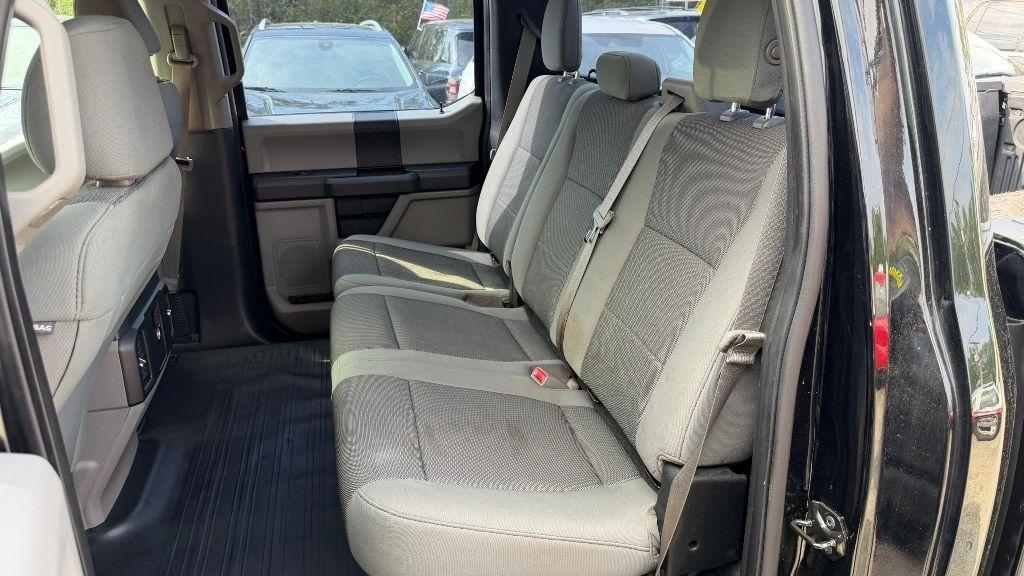 Ford F-150 4WD SuperCrew 145" Lariat 2016