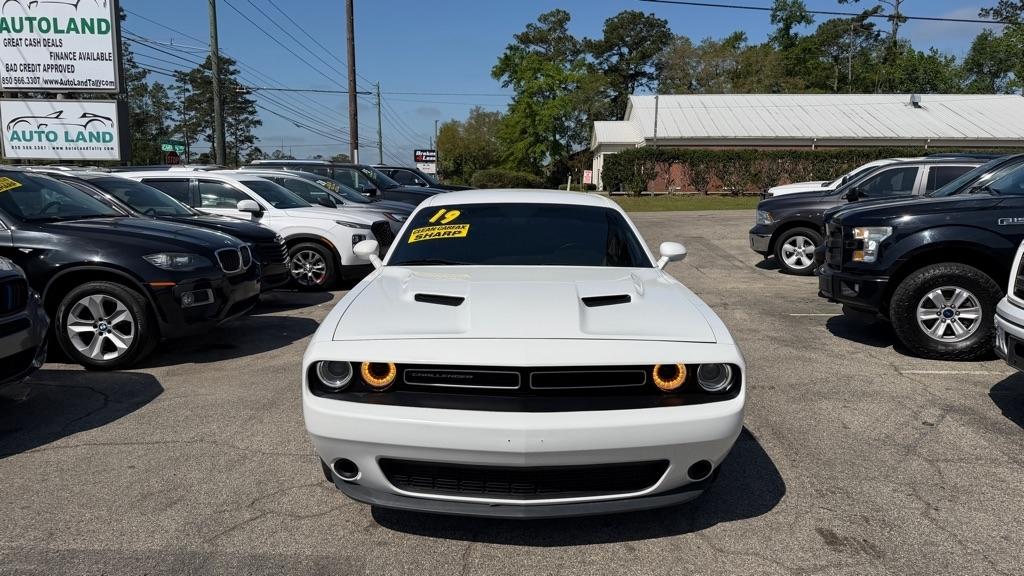 Dodge Challenger SXT RWD 2019