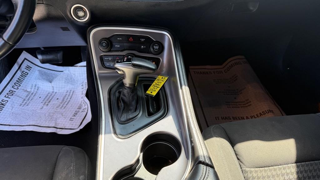 Dodge Challenger SXT RWD 2019