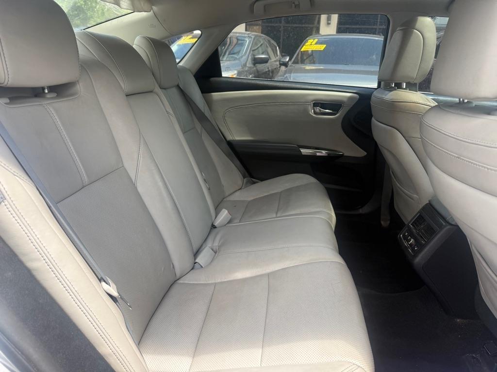 Toyota Avalon 4dr Sdn XLE Premium (Natl) 2013