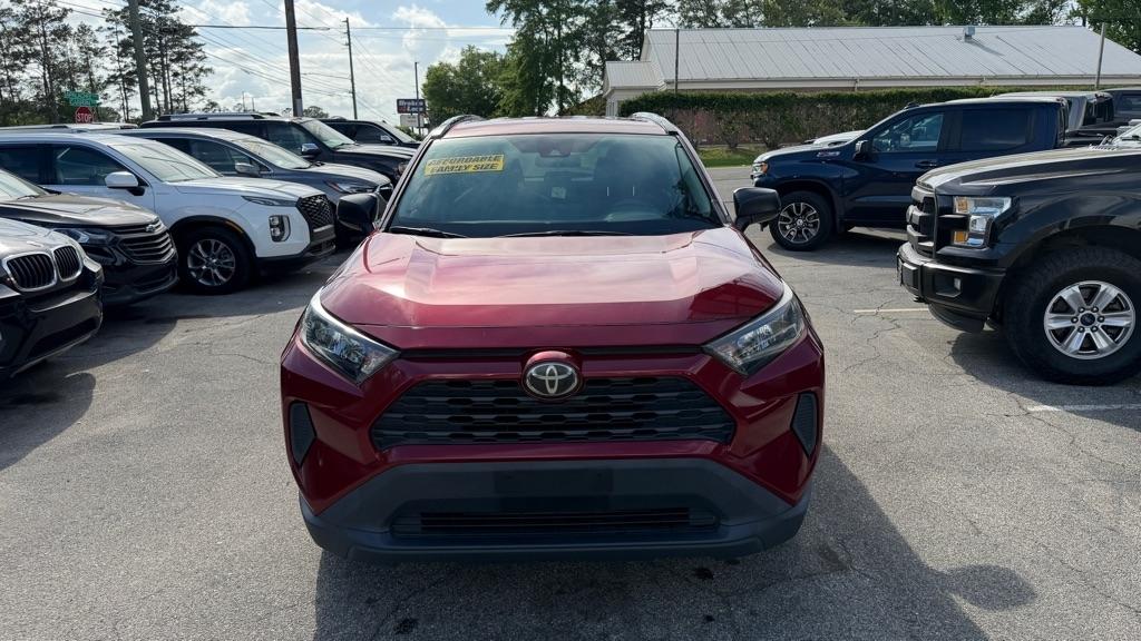 Toyota RAV4 LE FWD (Natl) 2019